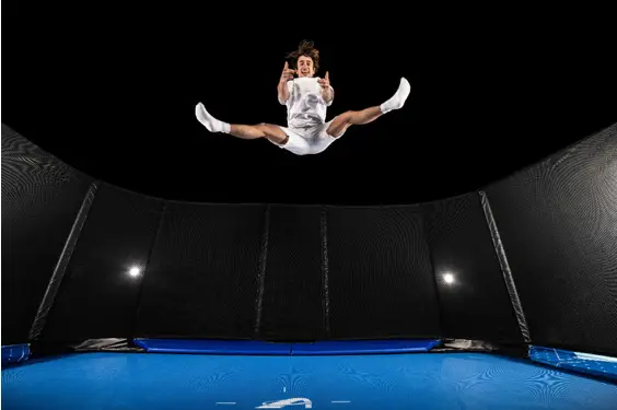 Imagem do artigo Why the Akrobat XCITYX Trampoline is a Game-Changer