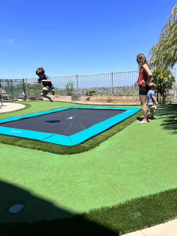 12.5ft x 8ft Akrobat Primus Flat Green Pad with Black Mat In-Ground Trampoline - Image 2