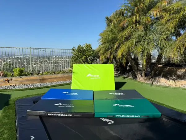 AkrobatUSA Trampoline Spotting Mat - Image 8