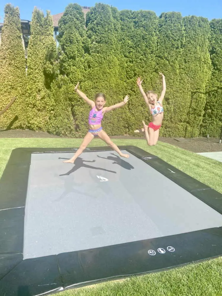 Akrobat Usa Trampoline Free Shipping In Ground Trampolines Round Inground Trampolines Rectangular Inground Akrobatusa Vid 639aaa727332f