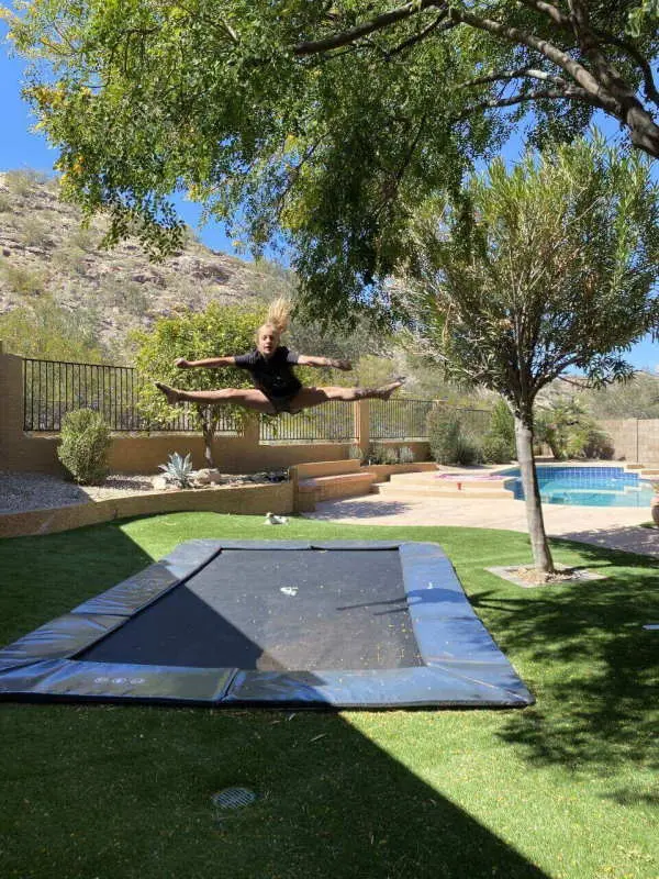 Akrobat Usa Trampoline Free Shipping In Ground Trampolines Round Inground Trampolines Rectangular Inground Akrobatusa Vid 639aaa94409e7